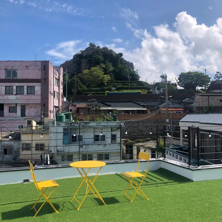 Cheukhu-Dong 19Street Guesthouse Mokpo Exterior photo