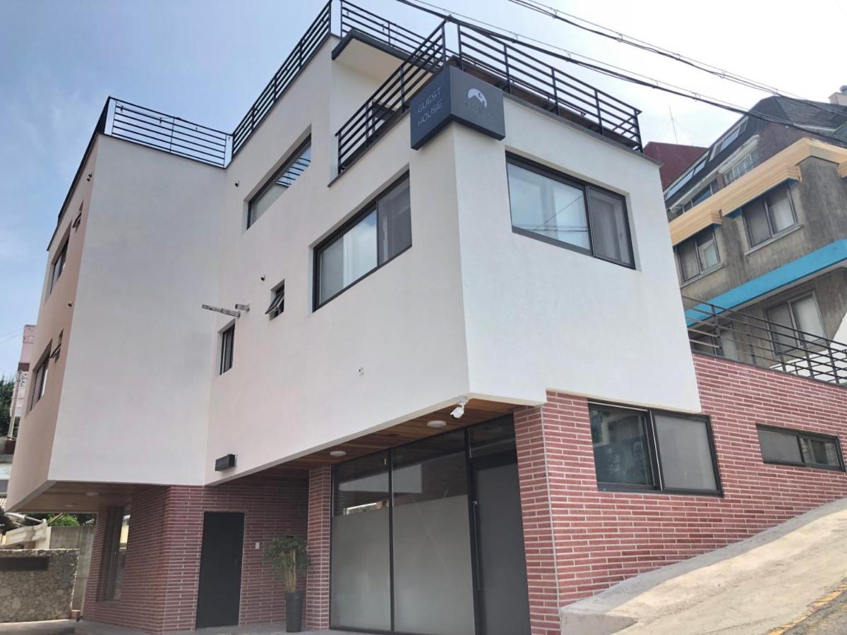 Cheukhu-Dong 19Street Guesthouse Mokpo Exterior photo